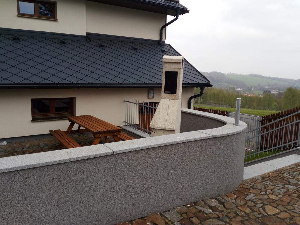 Haus Tolstejn Apartment Jiřetín pod Jedlovou Bagian luar foto